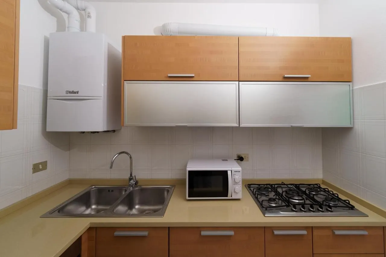 דירות ורנה Casa Aidee 0*,  איטליה